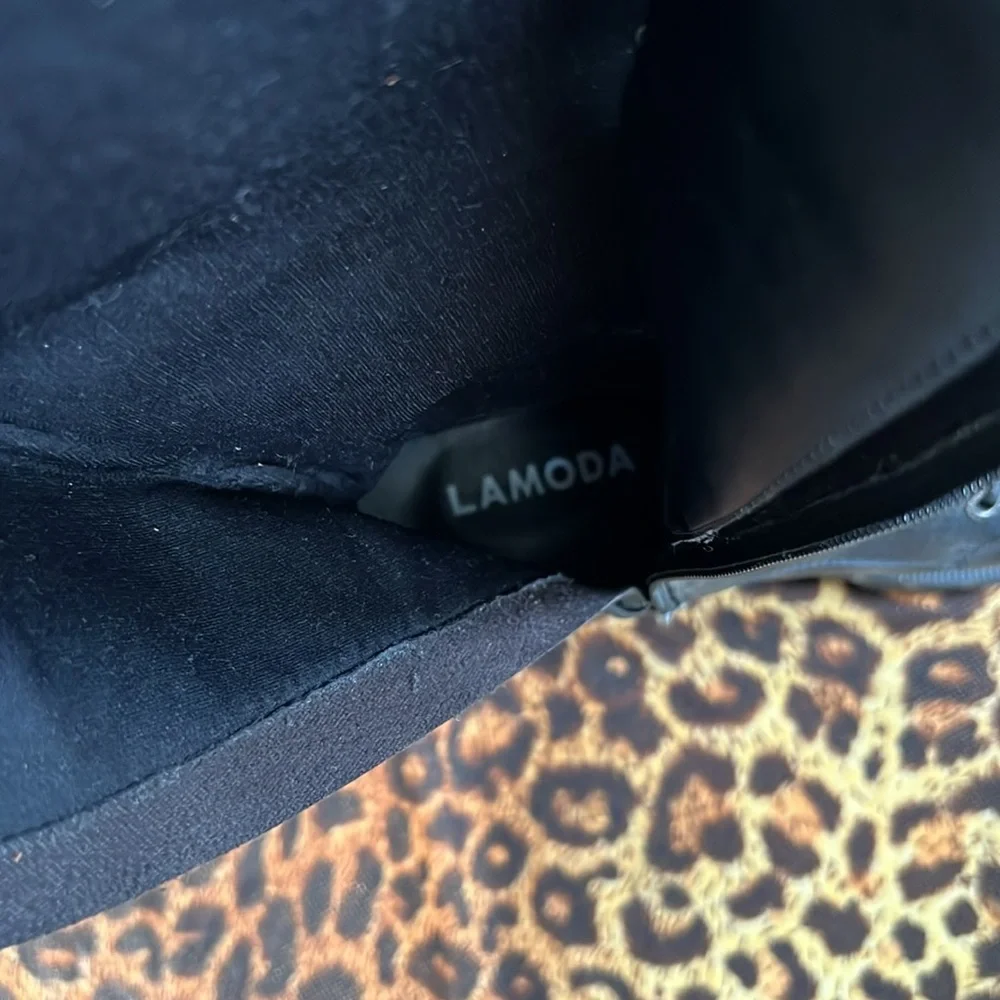 Platform lace up boots - Picture 4 of 4